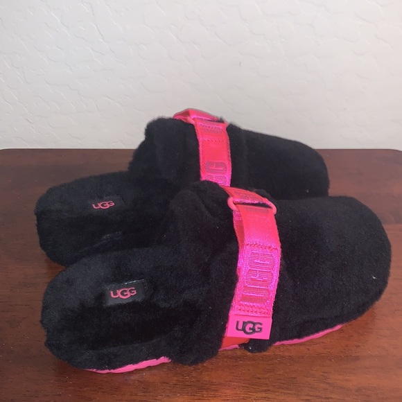 UGG BRAND NEW & GORGEOUS SIZE 6 CLOSED TOE VELCRO SLIP ON SLIPPERS - Picture 3 of 10